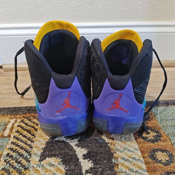 Nike Air Jordans 38 Aqua Sneakers - Picture 3 of 6